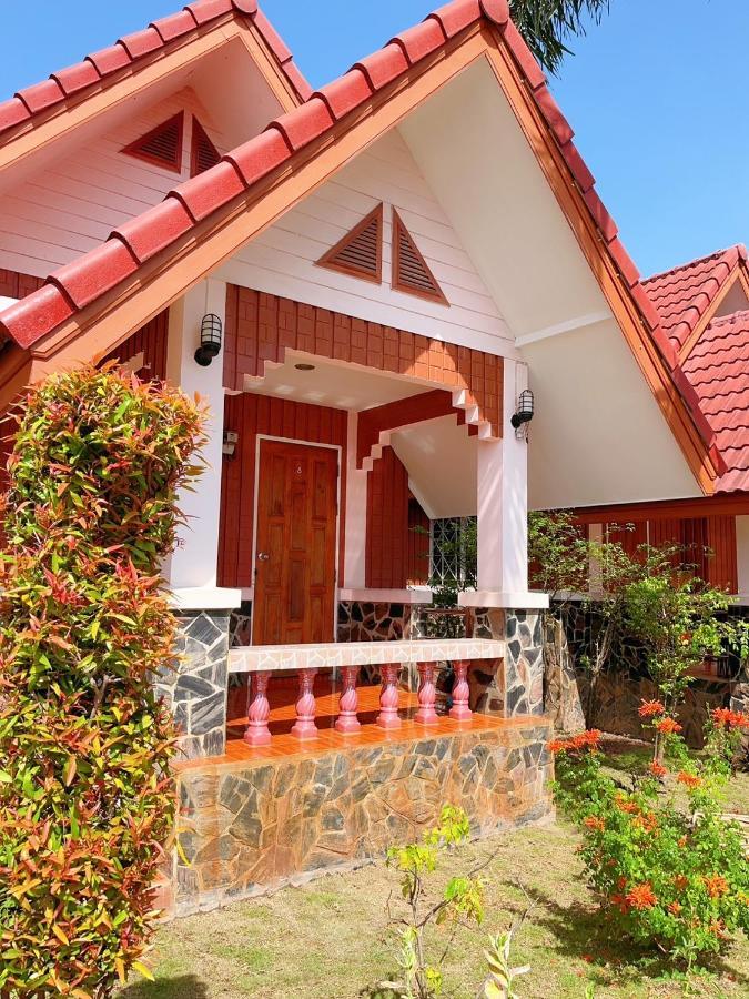 Bunraksa Resort Кампхенґпхет Екстер'єр фото